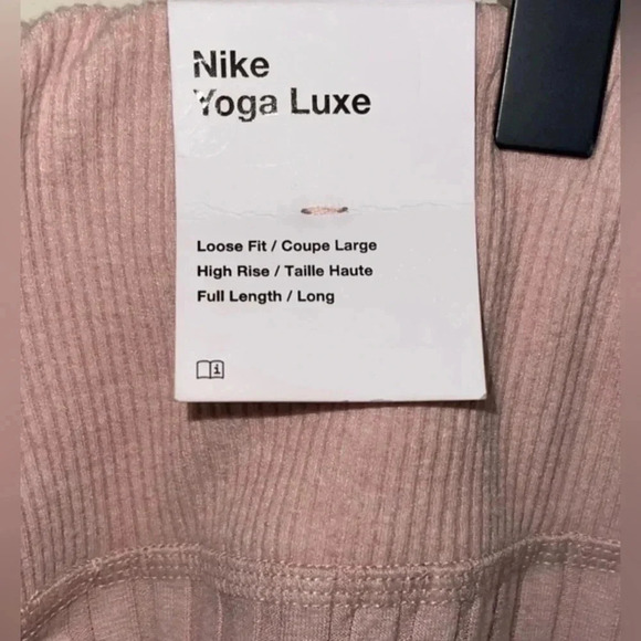 Nike Luxe Ribbed High Rise Crossover Pants - NWT - Picture 7 of 9
